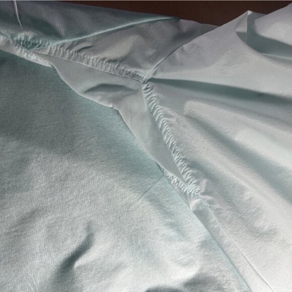 Under Armour UA Womens Run Impasse Wind Breaker Water Jacket Repel, NWT, XL - Picture 9 of 13